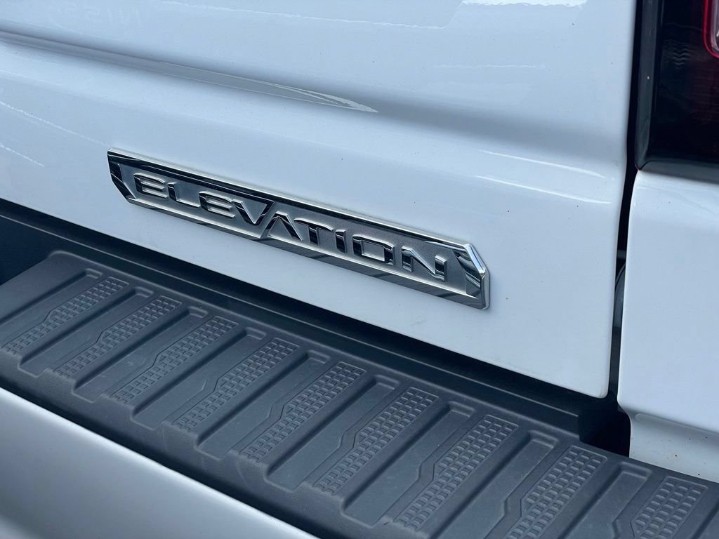 Used 2023 GMC Sierra 1500 Elevation AWD/4WD image 32