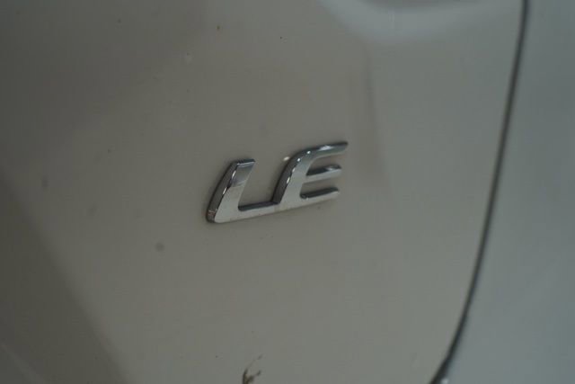 Used 2025 Toyota Corolla LE image 12