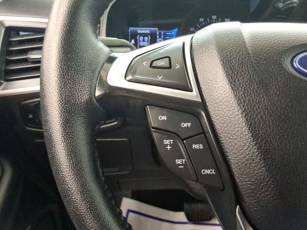 Used 2024 Ford Edge SEL image 24