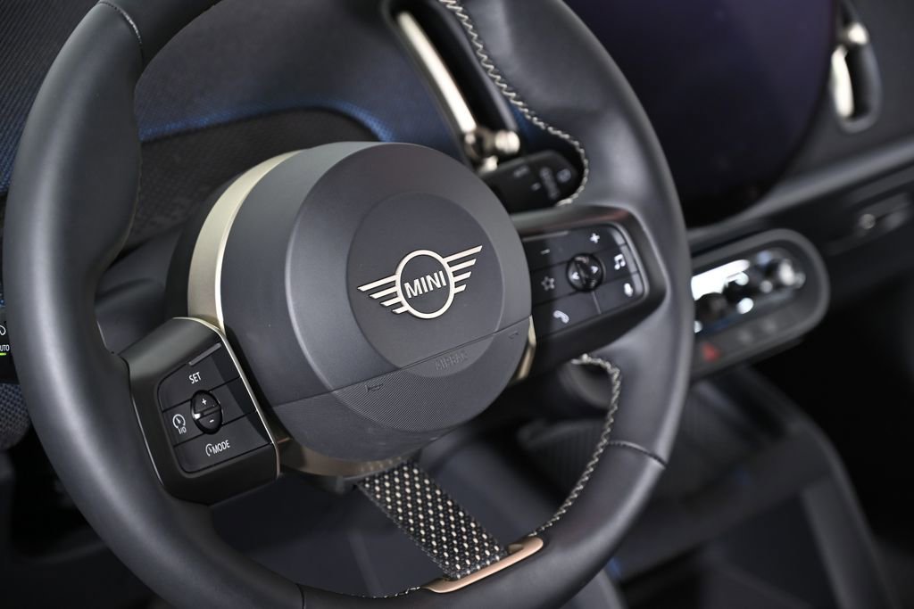 Used 2025 MINI Cooper Countryman S image 13