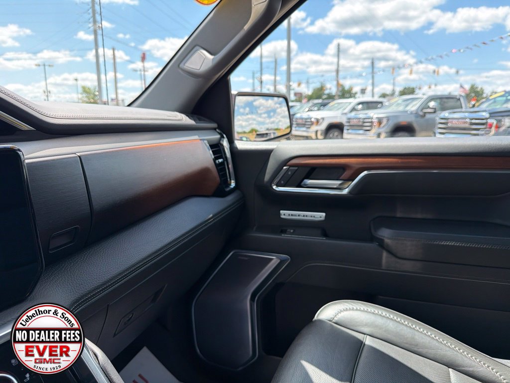 Used 2023 GMC Sierra 1500 Denali w/ Denali Reserve Package AWD/4WD image 33