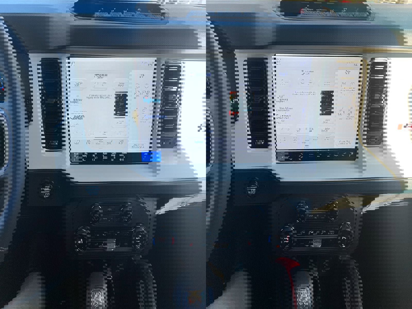 New 2025 Ford Bronco Heritage Edition image 25