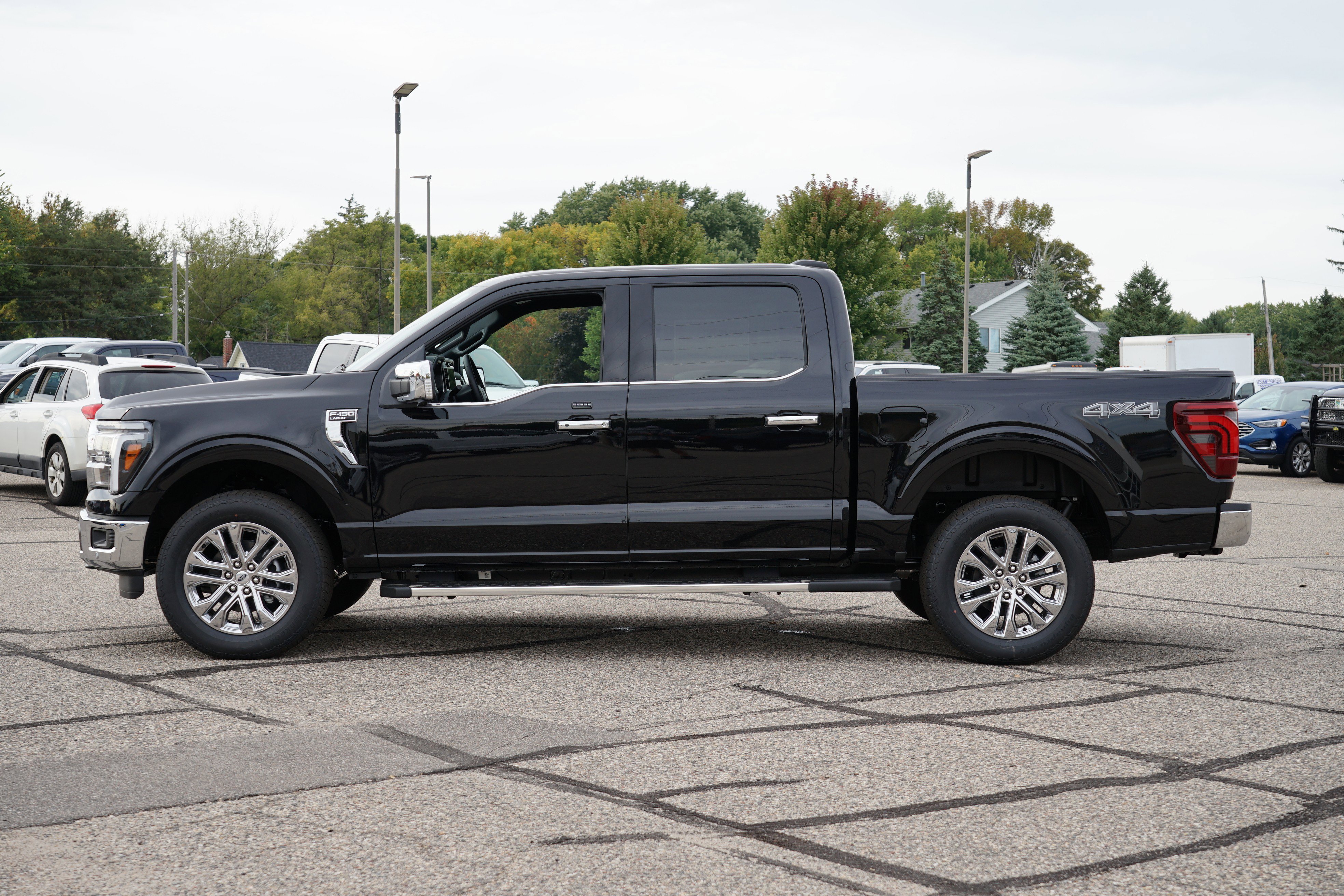 New 2025 Ford F150 Lariat w/ Equipment Group 502A High image 6