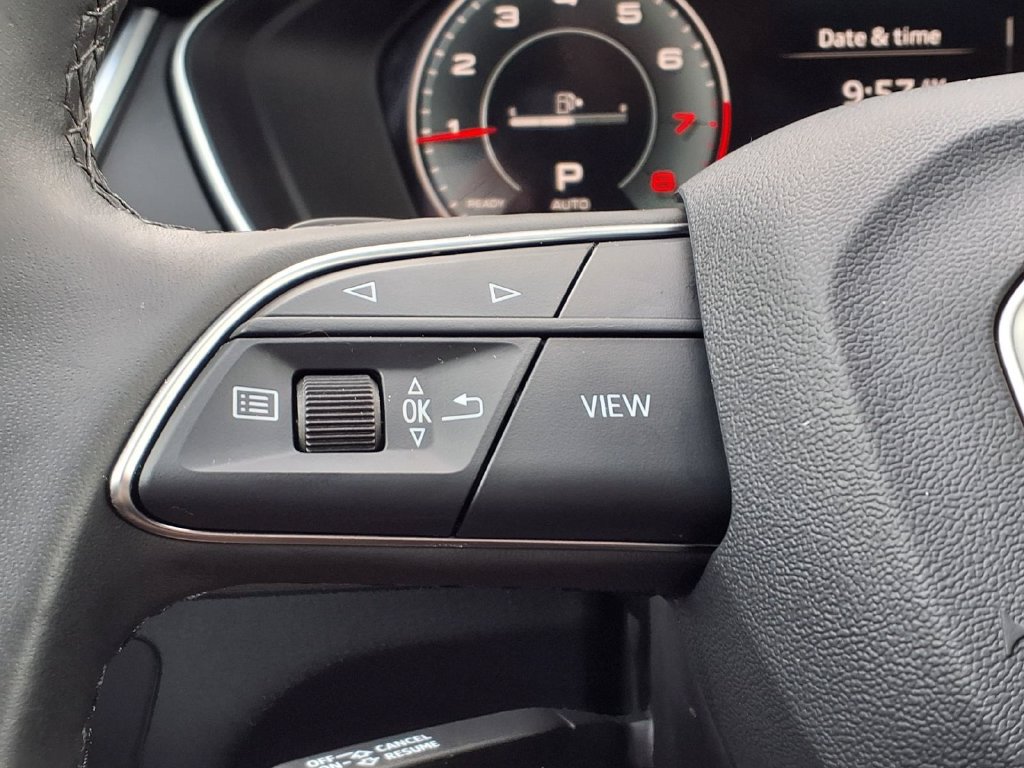 Used 2025 Audi Q5 2.0T Premium w/ Convenience Plus Package AWD/4WD image 15