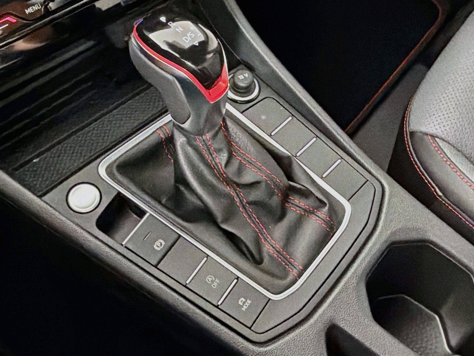 New 2027 Volkswagen Jetta GLI Autobahn FWD image 14