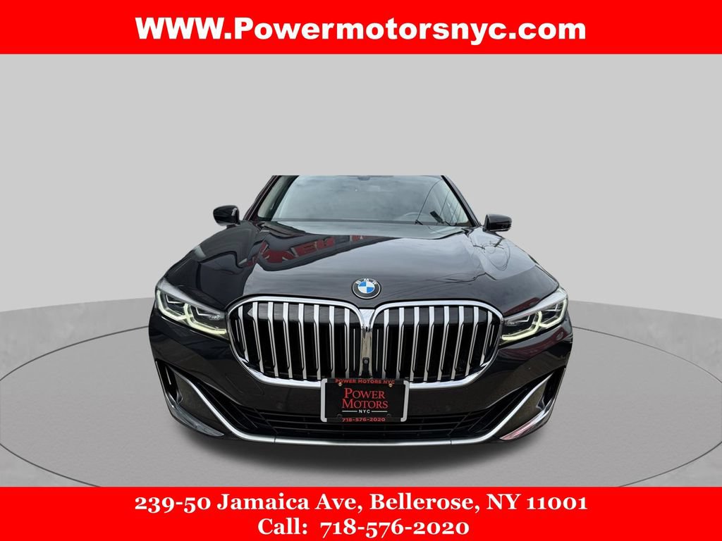 Used 2022 BMW 740i xDrive AWD/4WD image 8