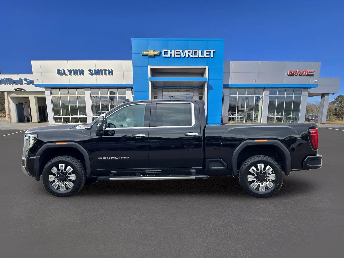 New 2026 GMC Sierra 2500 Denali w/ Denali Reserve Package AWD/4WD image 12