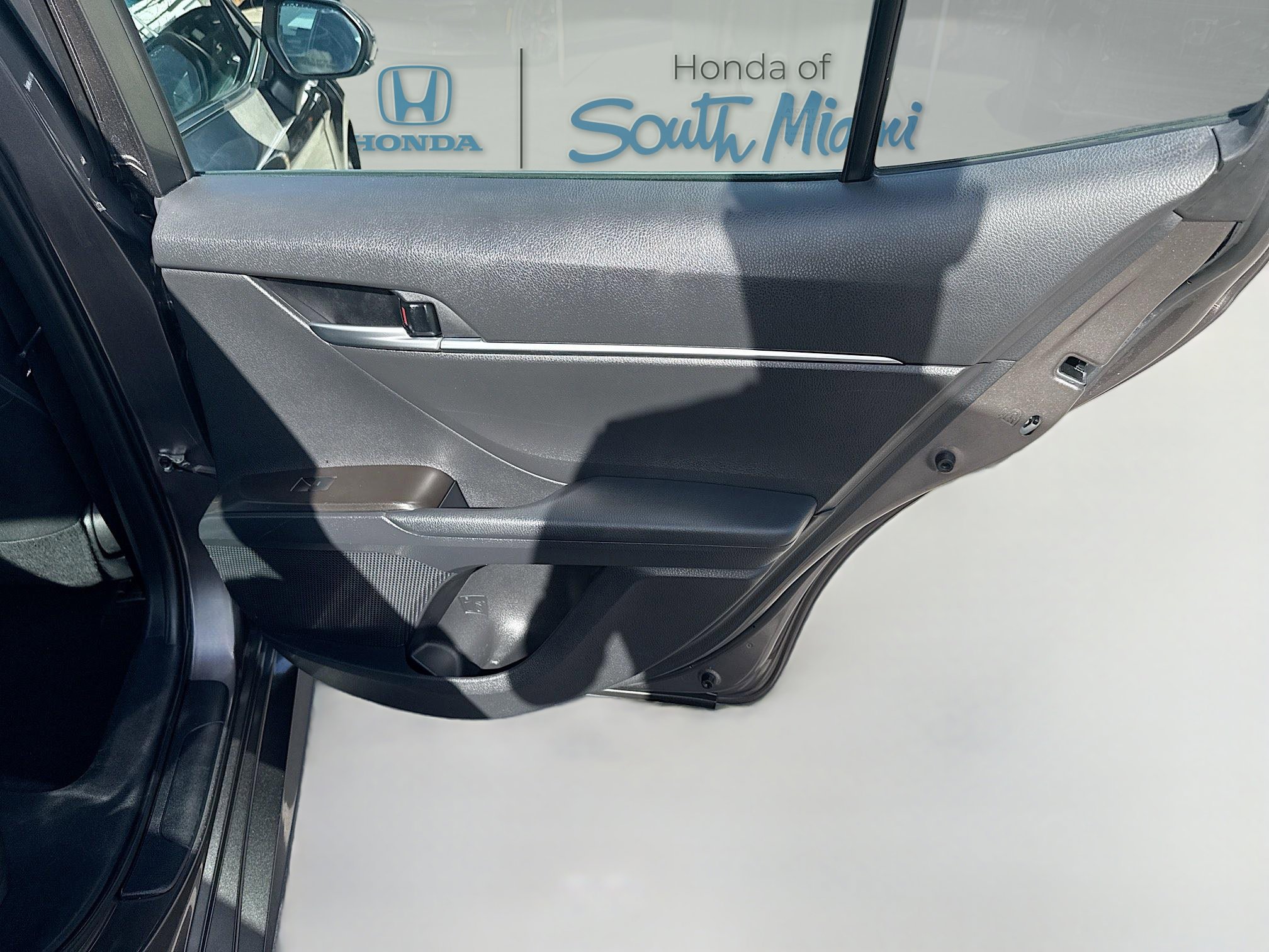 Used 2021 Toyota Camry LE FWD image 29