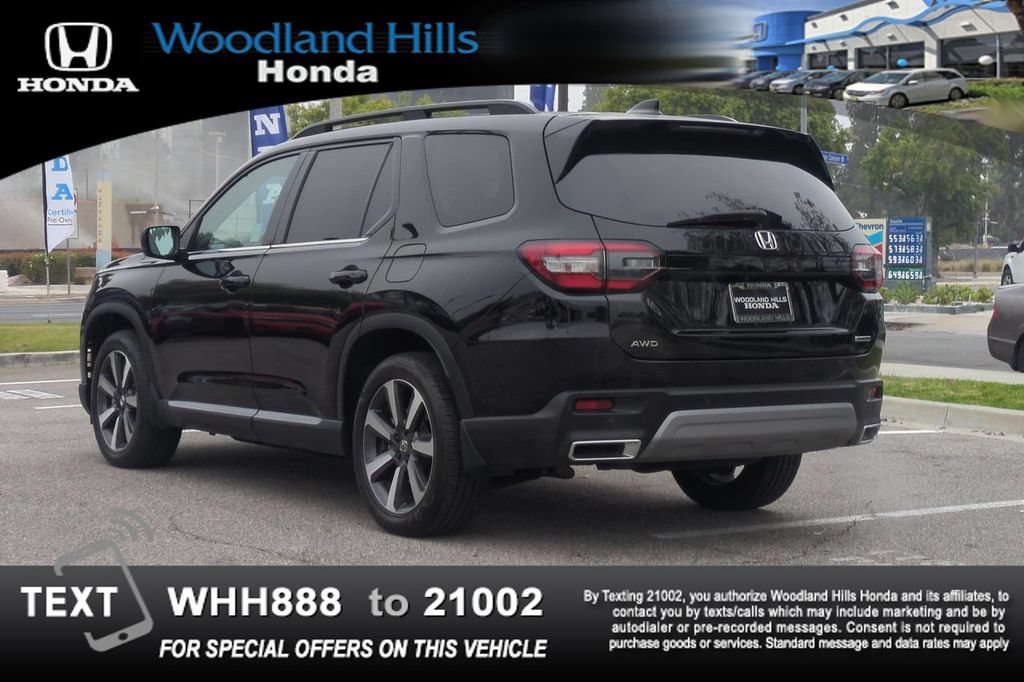 Certified 2025 Honda Pilot Touring image 7
