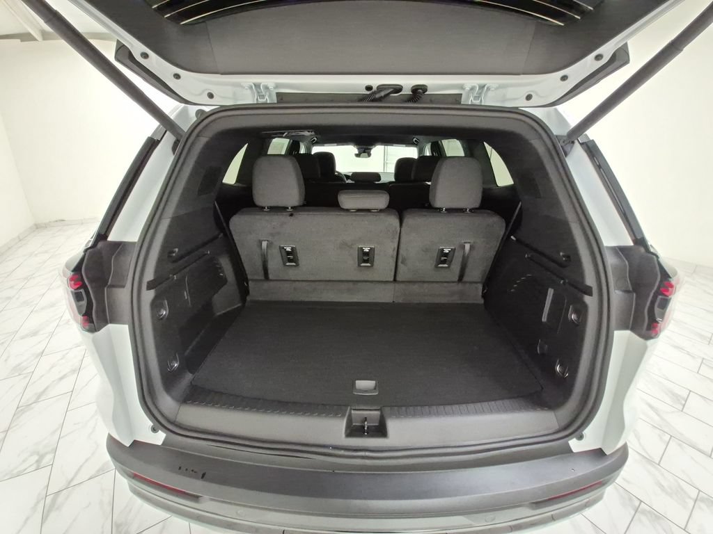New 2026 GMC Acadia Elevation w/ Black Edition FWD image 27