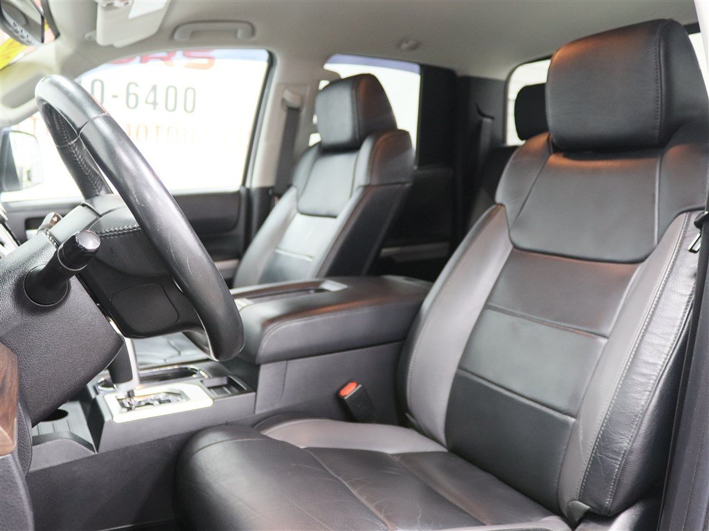 Used 2021 Toyota Tundra Limited w/ Limited Premium Package AWD/4WD image 7