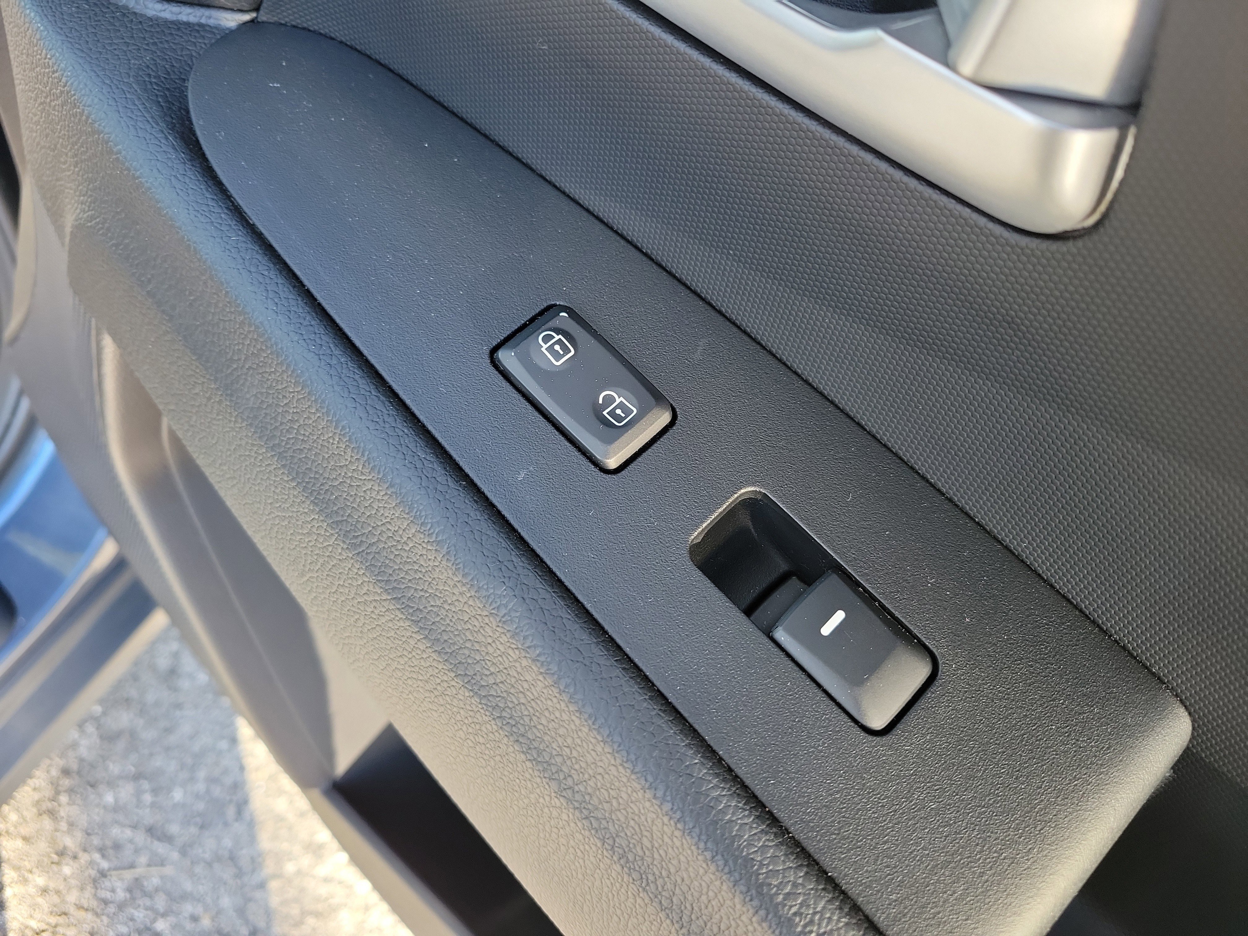 Used 2016 Kia Sportage EX image 11