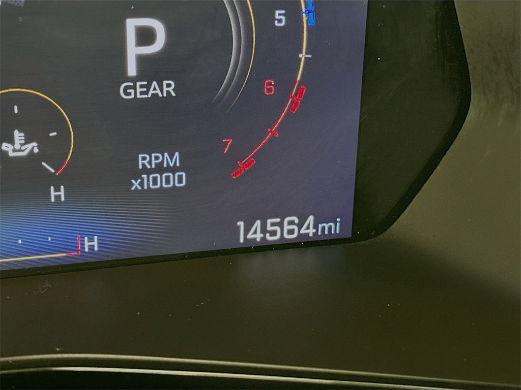 Used 2024 Chevrolet Colorado LT w/ LT Convenience Package III image 18