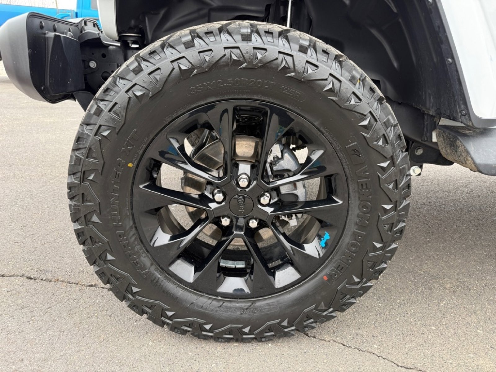 Used 2022 Jeep Wrangler Unlimited Sahara w/ Cold Weather Group image 41