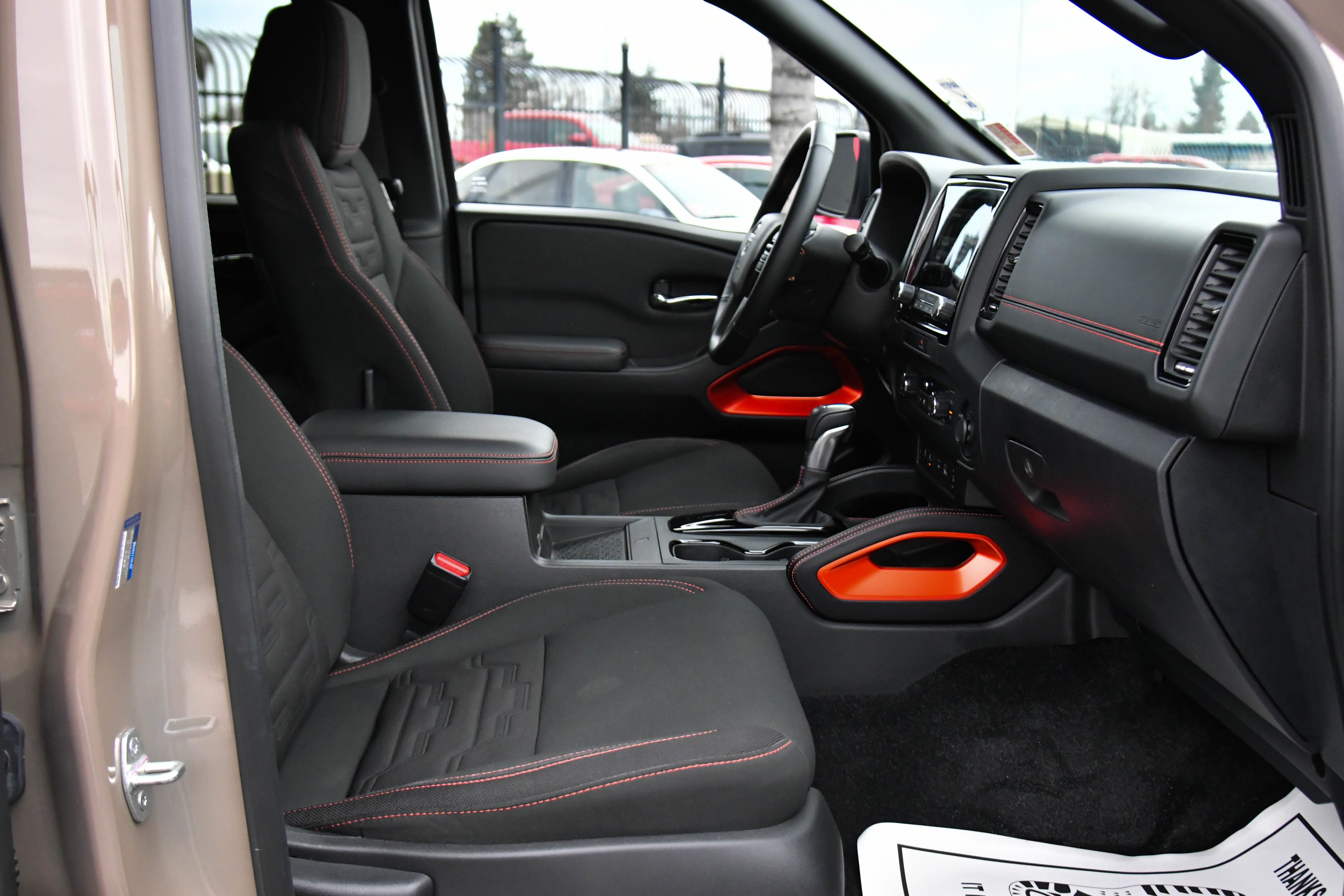 Used 2023 Nissan Frontier Pro-X w/ Pro Convenience Package image 51