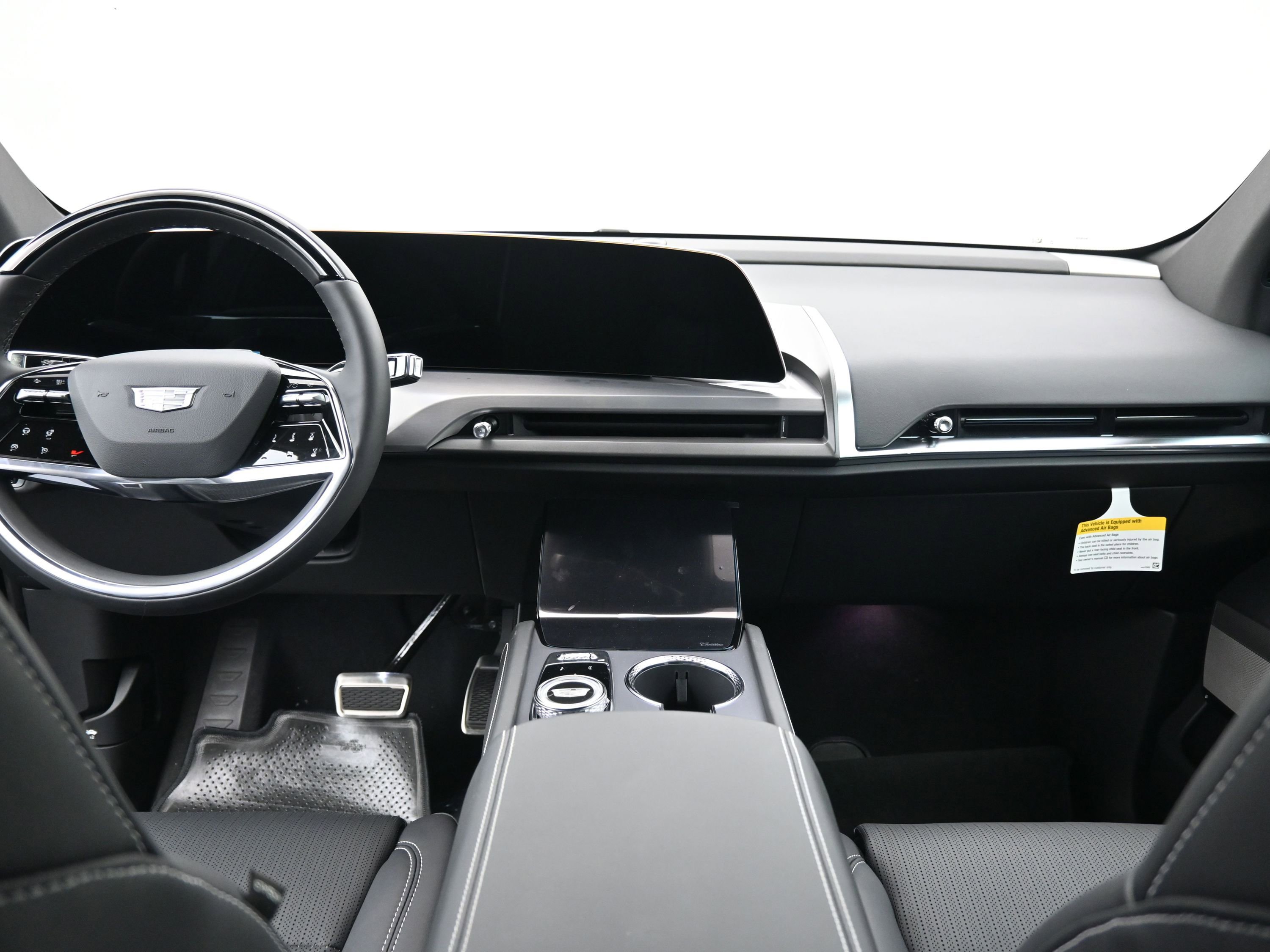 New 2026 Cadillac Vistiq Luxury w/ LPO, Floor Liner Package image 9