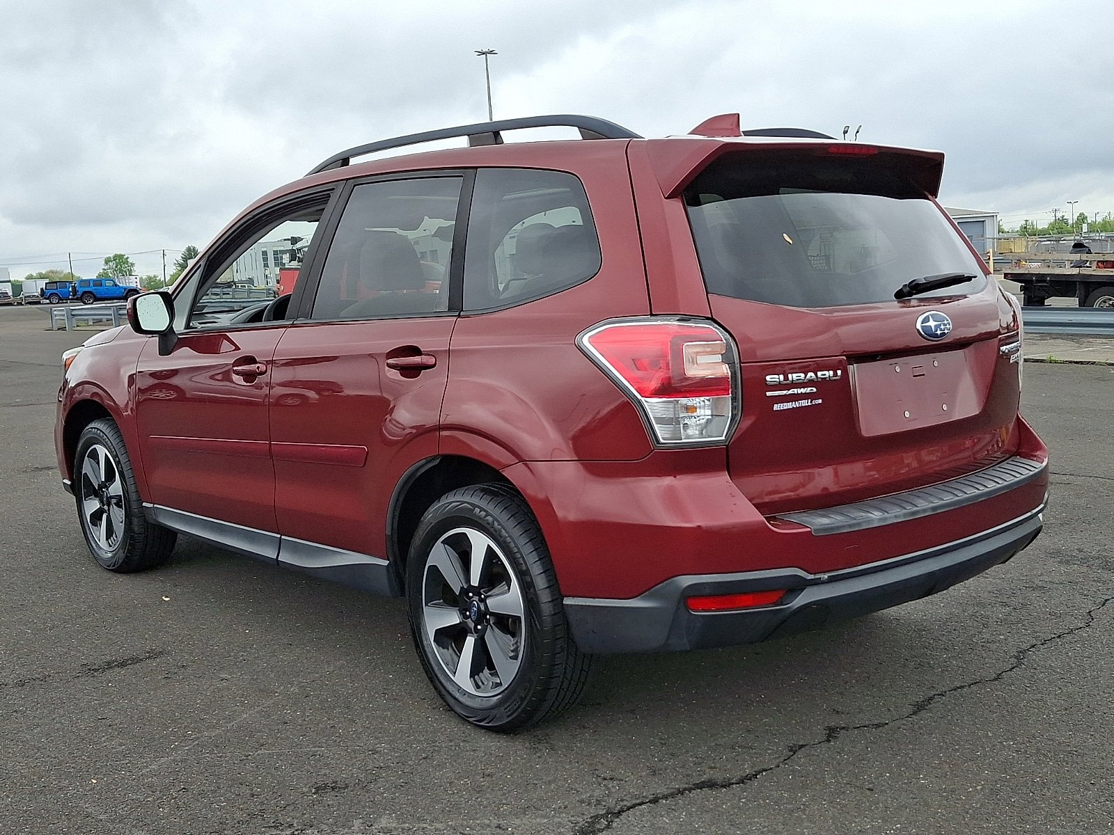 Used 2017 Subaru Forester 2.5i Premium AWD/4WD image 4