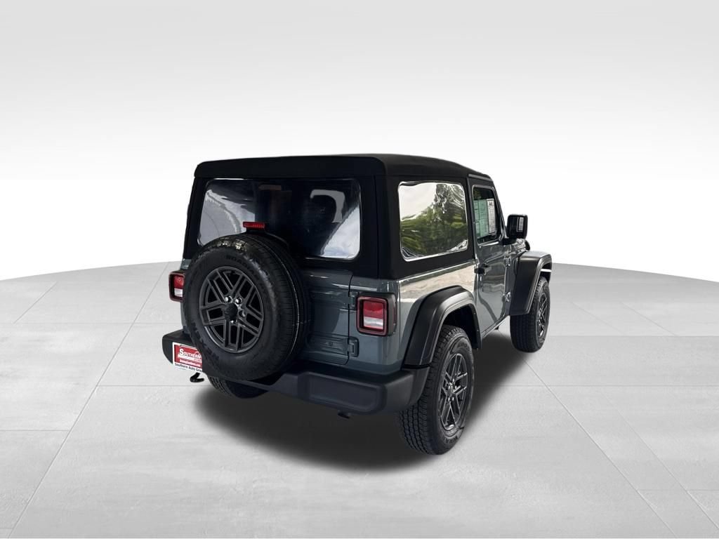 Used 2024 Jeep Wrangler Sport AWD/4WD image 5