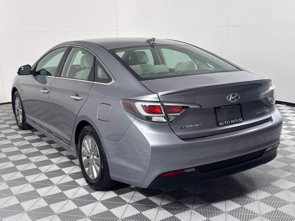 Used 2016 Hyundai Sonata SE image 7