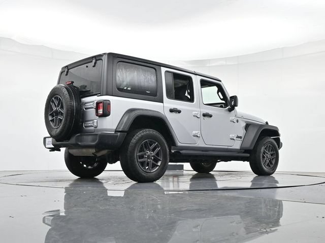 Used 2024 Jeep Wrangler Unlimited Sport AWD/4WD image 36