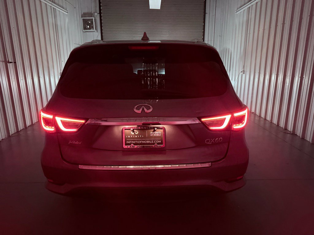 Used 2020 INFINITI QX60 Luxe w/ Sensory Package FWD image 9