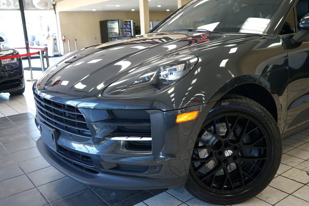 Used 2019 Porsche Macan AWD/4WD image 21