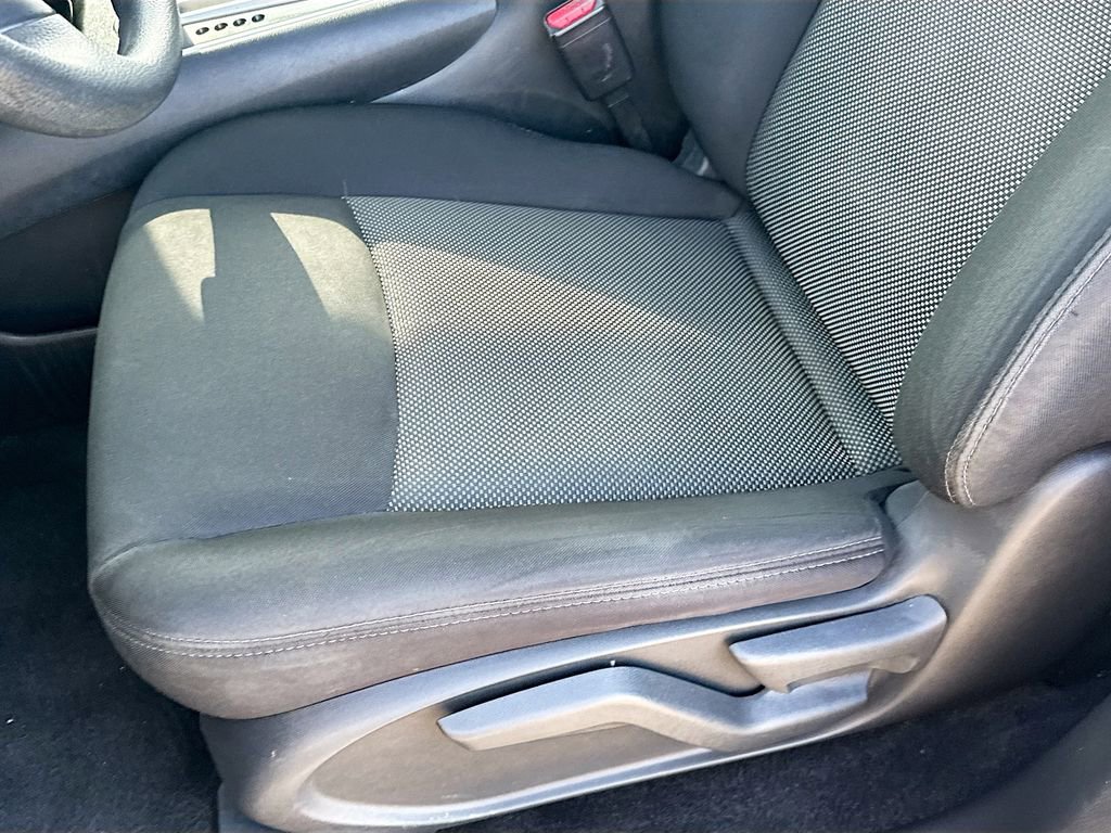 Used 2020 Nissan Pathfinder S image 18