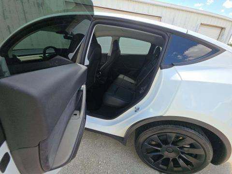 Used 2023 Tesla Model Y Long Range AWD/4WD image 8