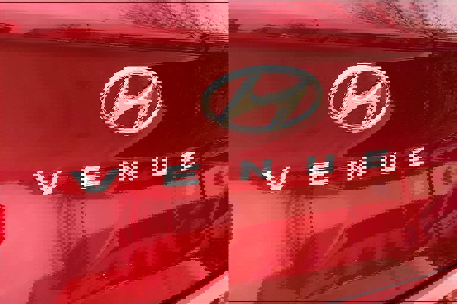 Certified 2025 Hyundai Venue Limited image 9