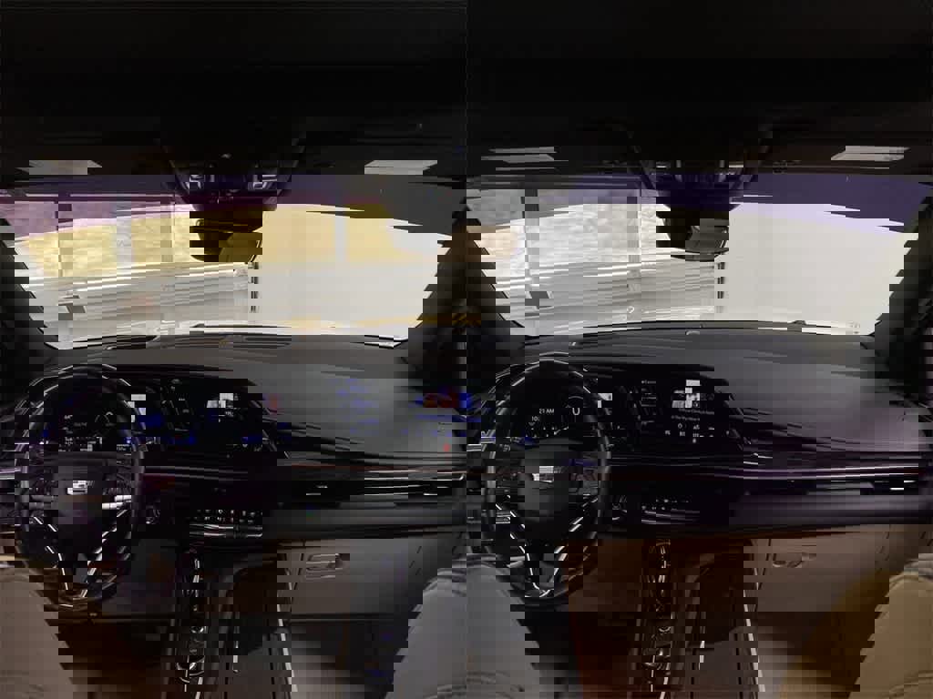 Used 2023 Cadillac Escalade Premium Luxury image 14