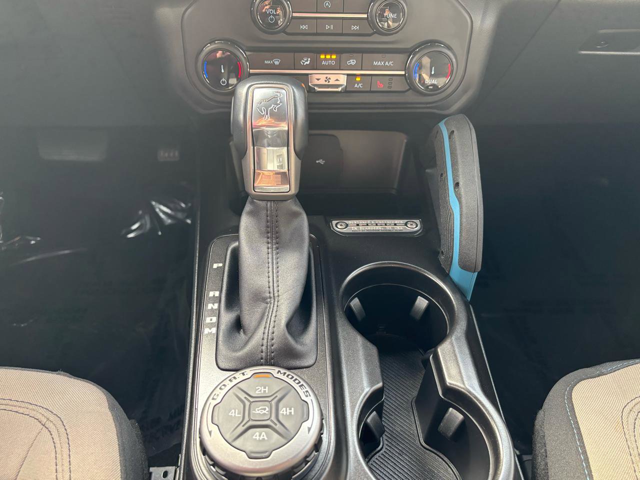 Used 2022 Ford Bronco Wildtrak image 33