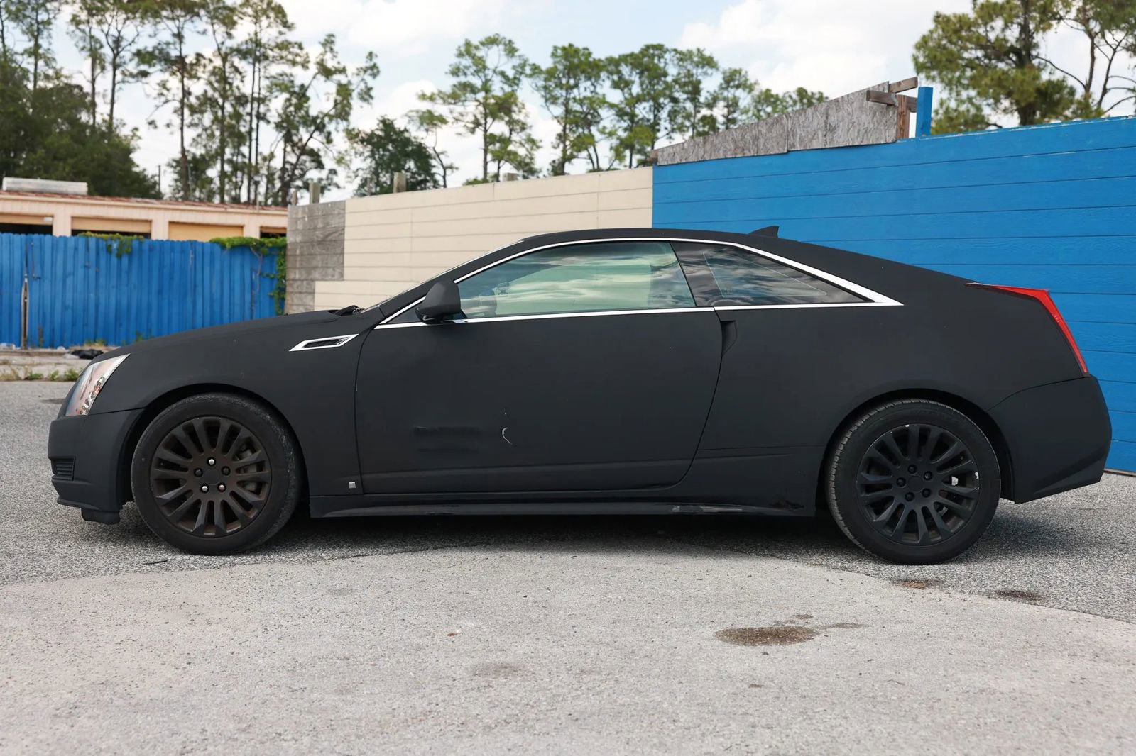 Used 2011 Cadillac CTS Coupe RWD image 3