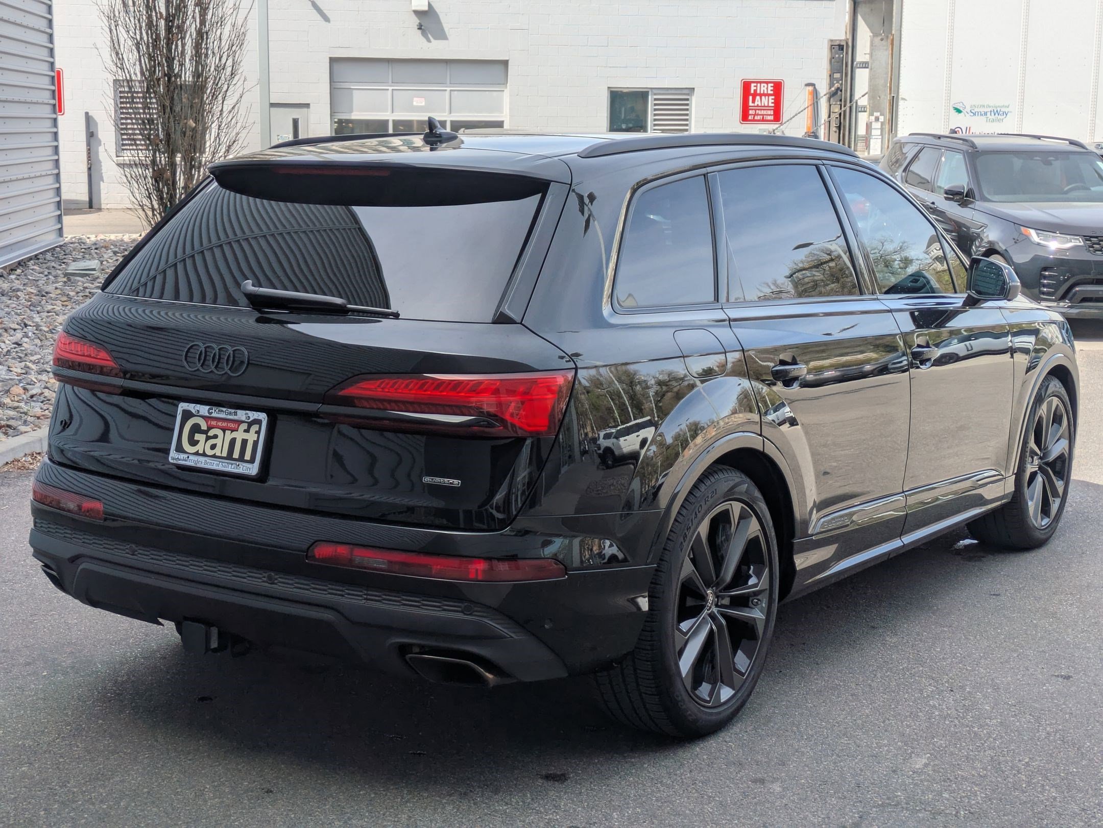 Used 2025 Audi Q7 3.0T Prestige AWD/4WD image 3