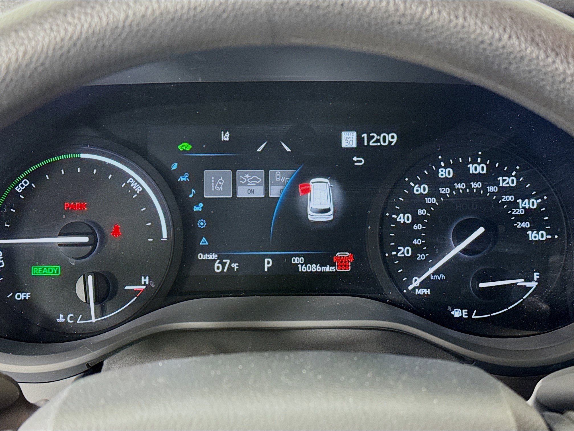 Certified 2026 Toyota Sienna LE FWD image 12