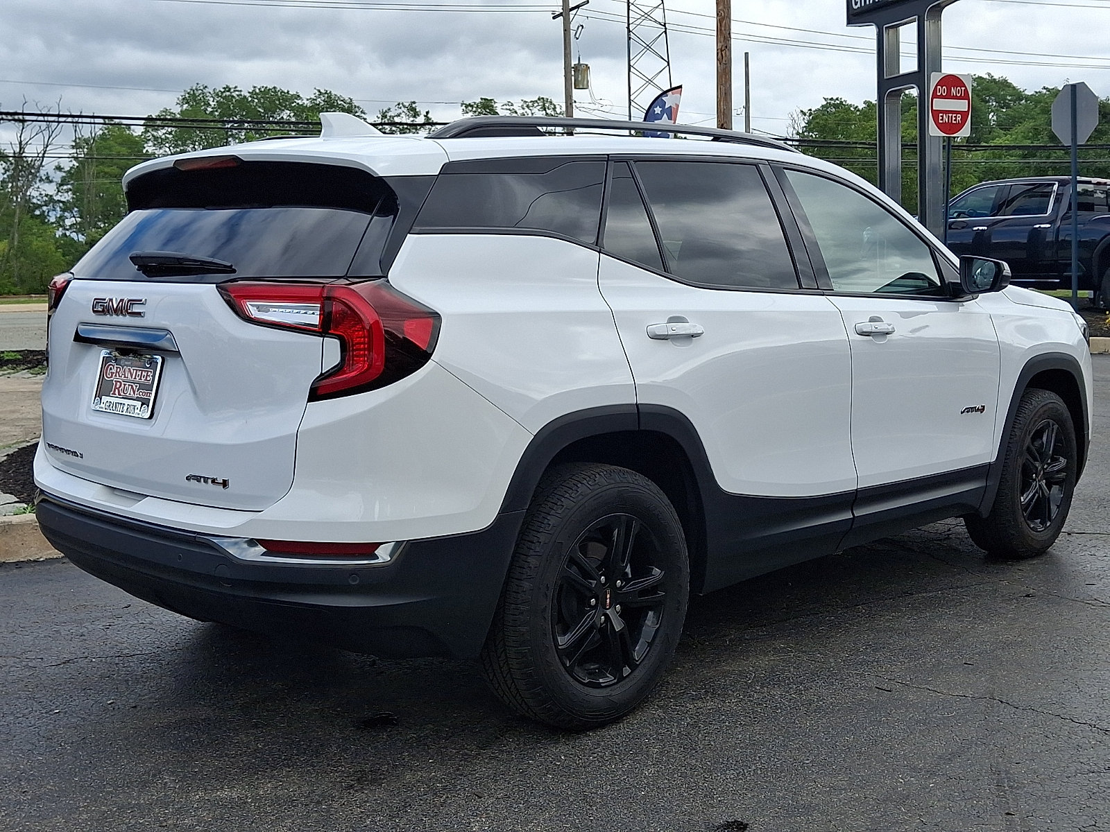 Used 2023 GMC Terrain AT4 w/ Infotainment Package II AWD/4WD image 6
