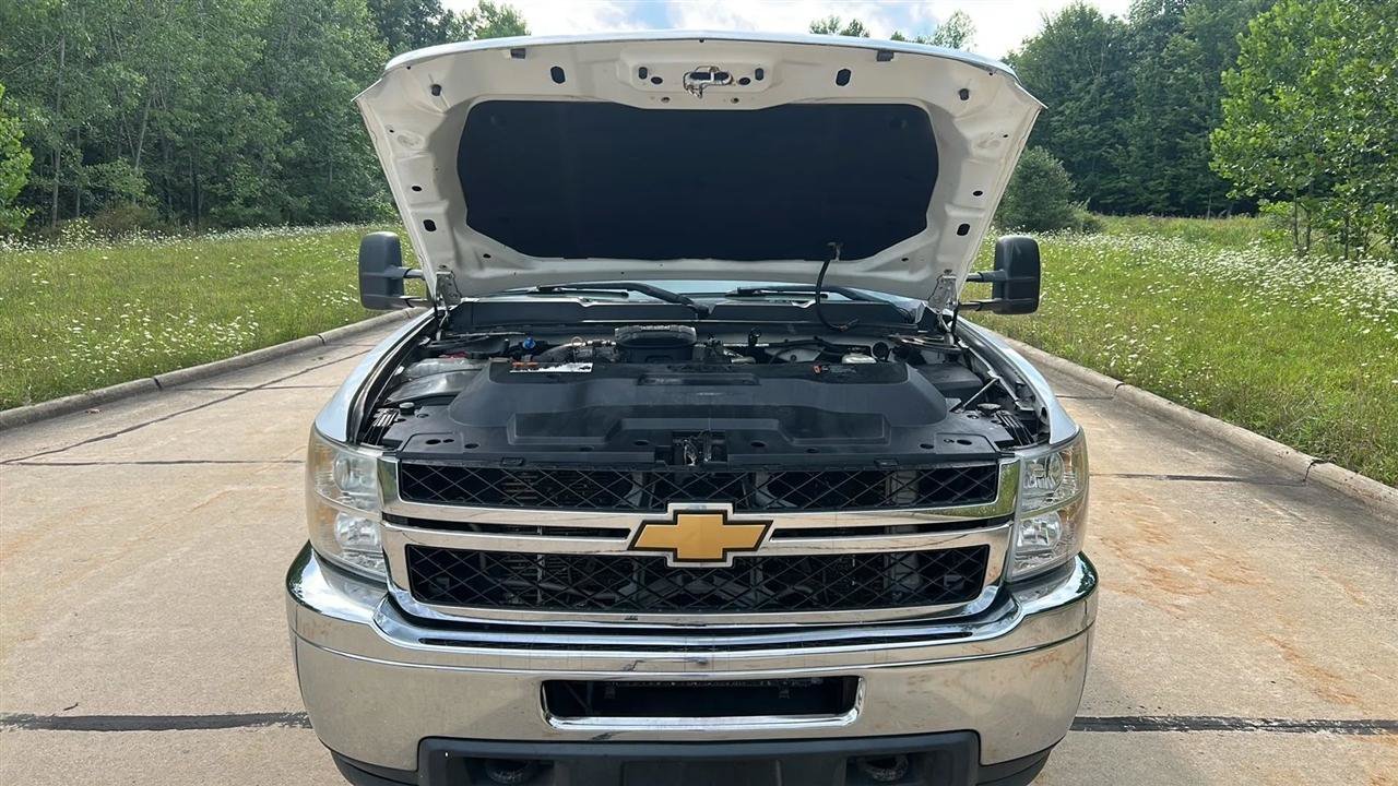 Used 2011 Chevrolet Silverado 3500 W/T RWD image 26