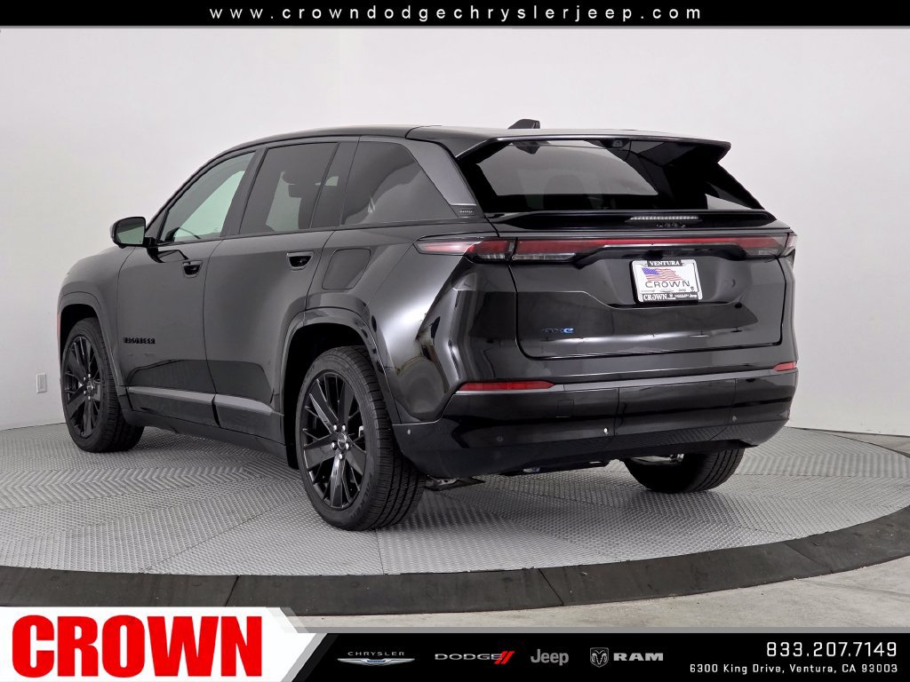 Used 2024 Jeep Wagoneer Launch Edition AWD/4WD image 5
