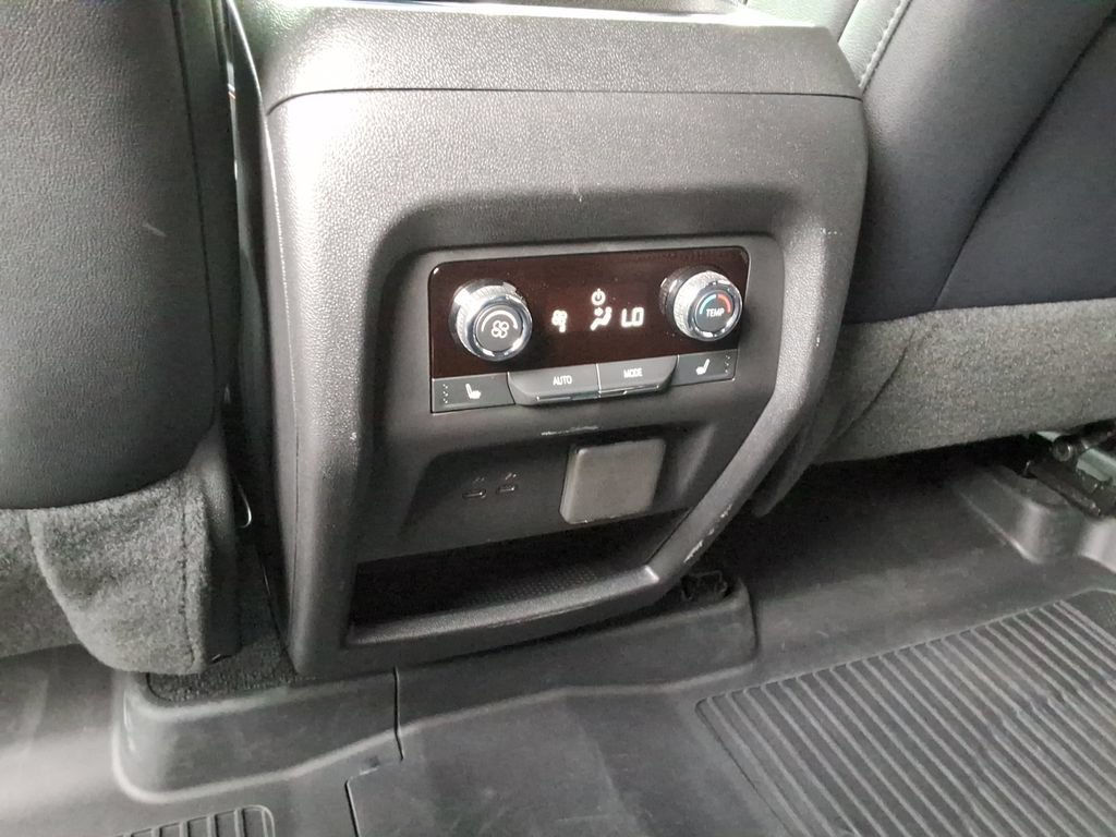 Certified 2026 Chevrolet Traverse RS w/ LPO, Floor Liner Package AWD/4WD image 19