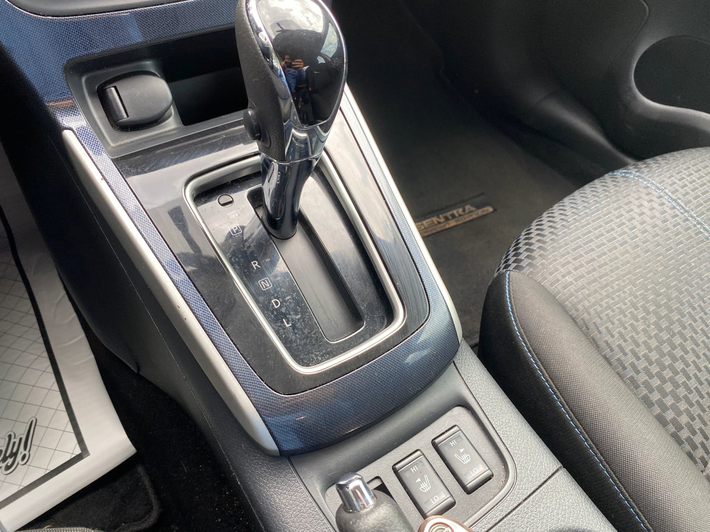 Used 2018 Nissan Sentra SR w/ SR Midnight Edition Package image 21