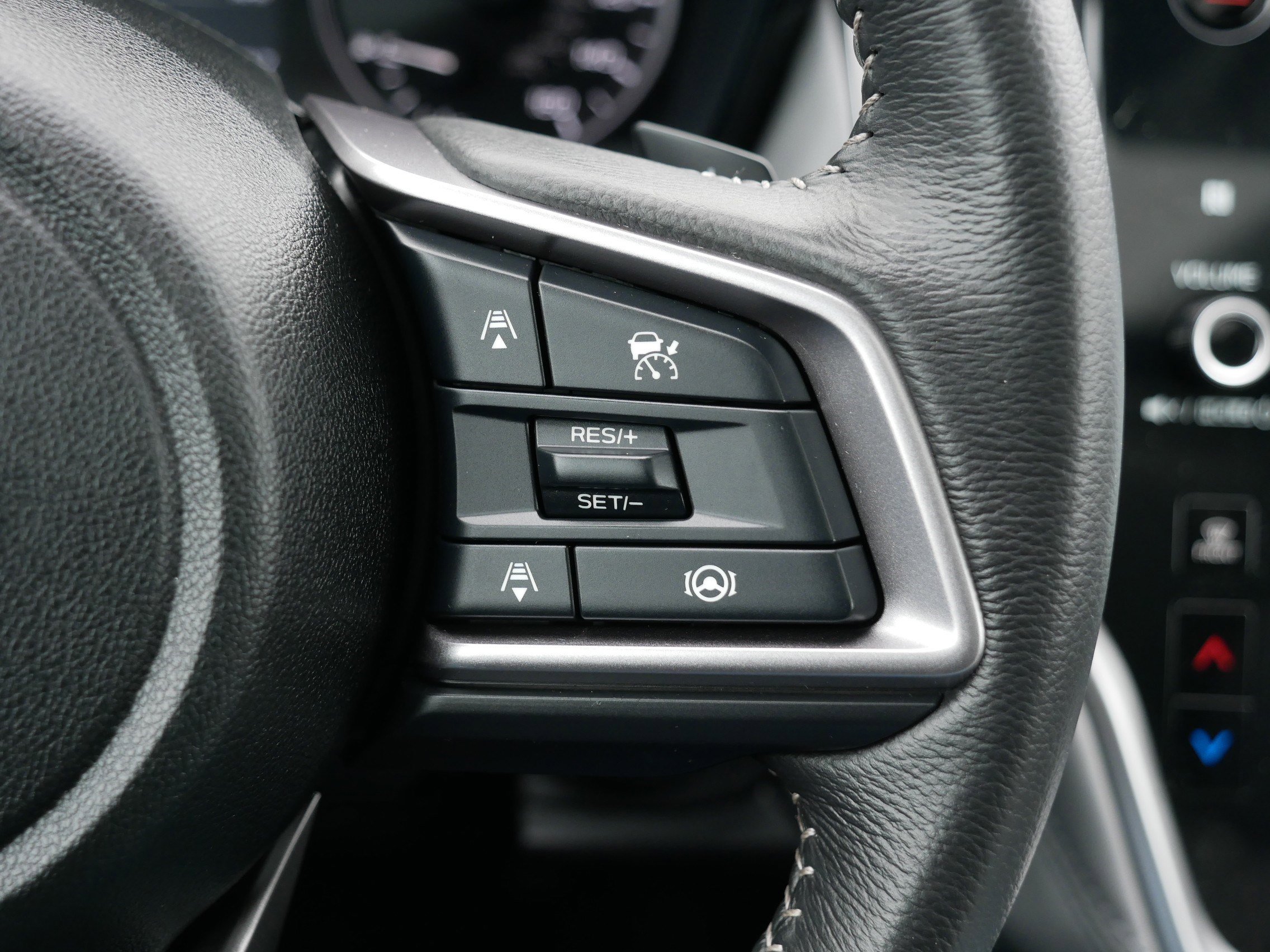 Used 2025 Subaru Outback Premium image 30