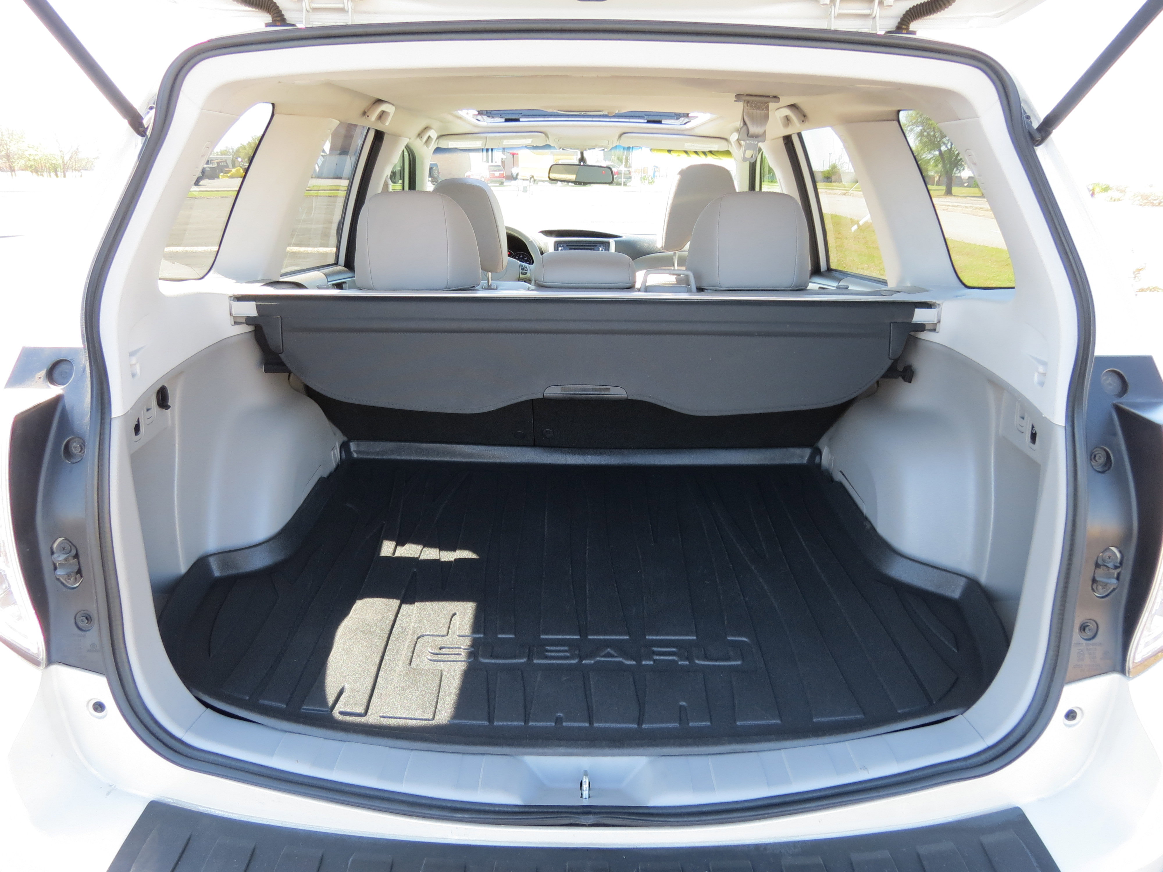 Used 2013 Subaru Forester 2.5X Touring AWD/4WD image 38