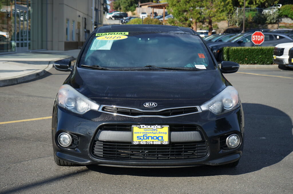 Used 2016 Kia Forte SX w/ Option Group 050 FWD image 2