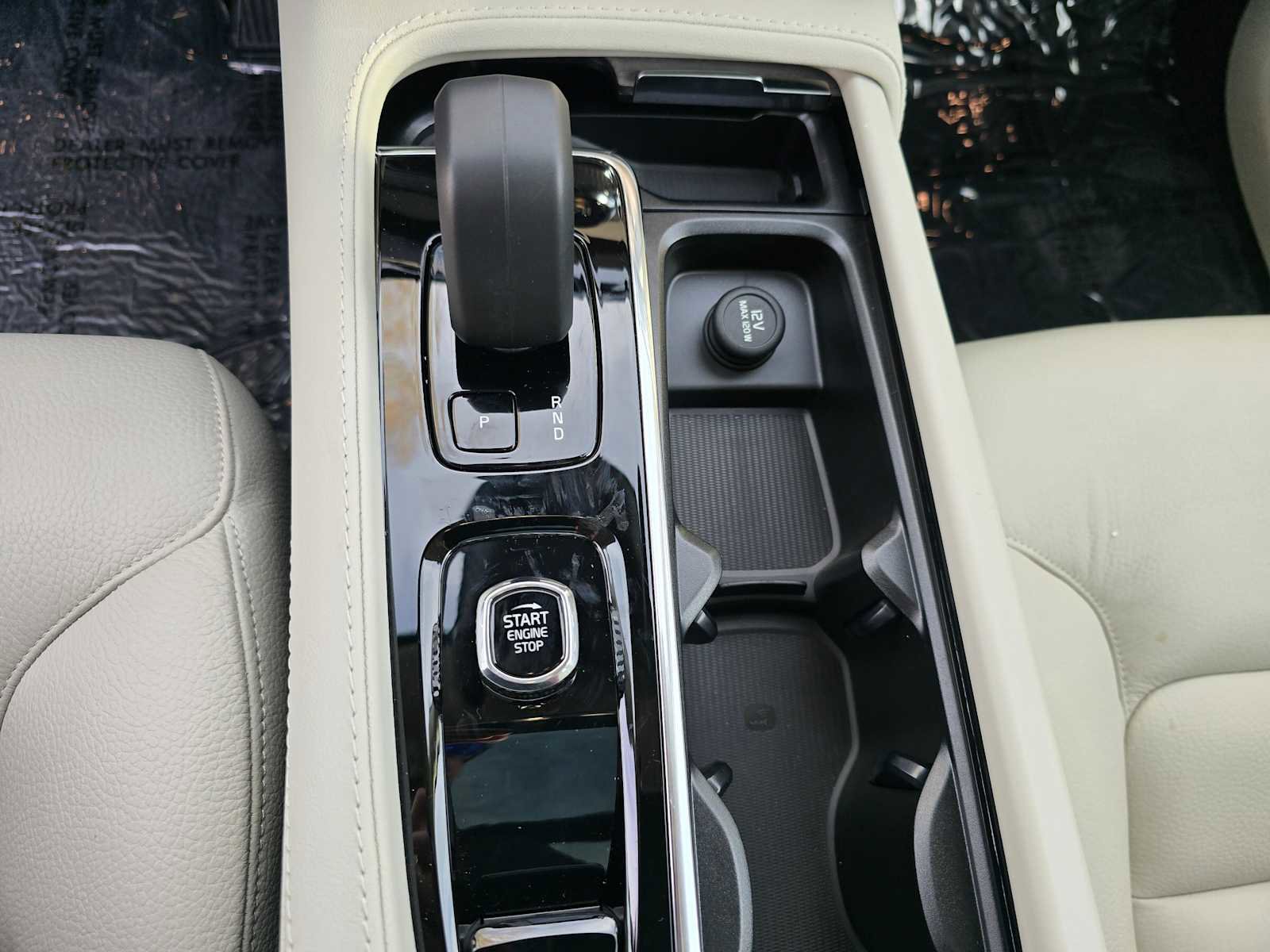 Certified 2023 Volvo XC90 B5 Plus w/ Protection Package Premier AWD/4WD image 42