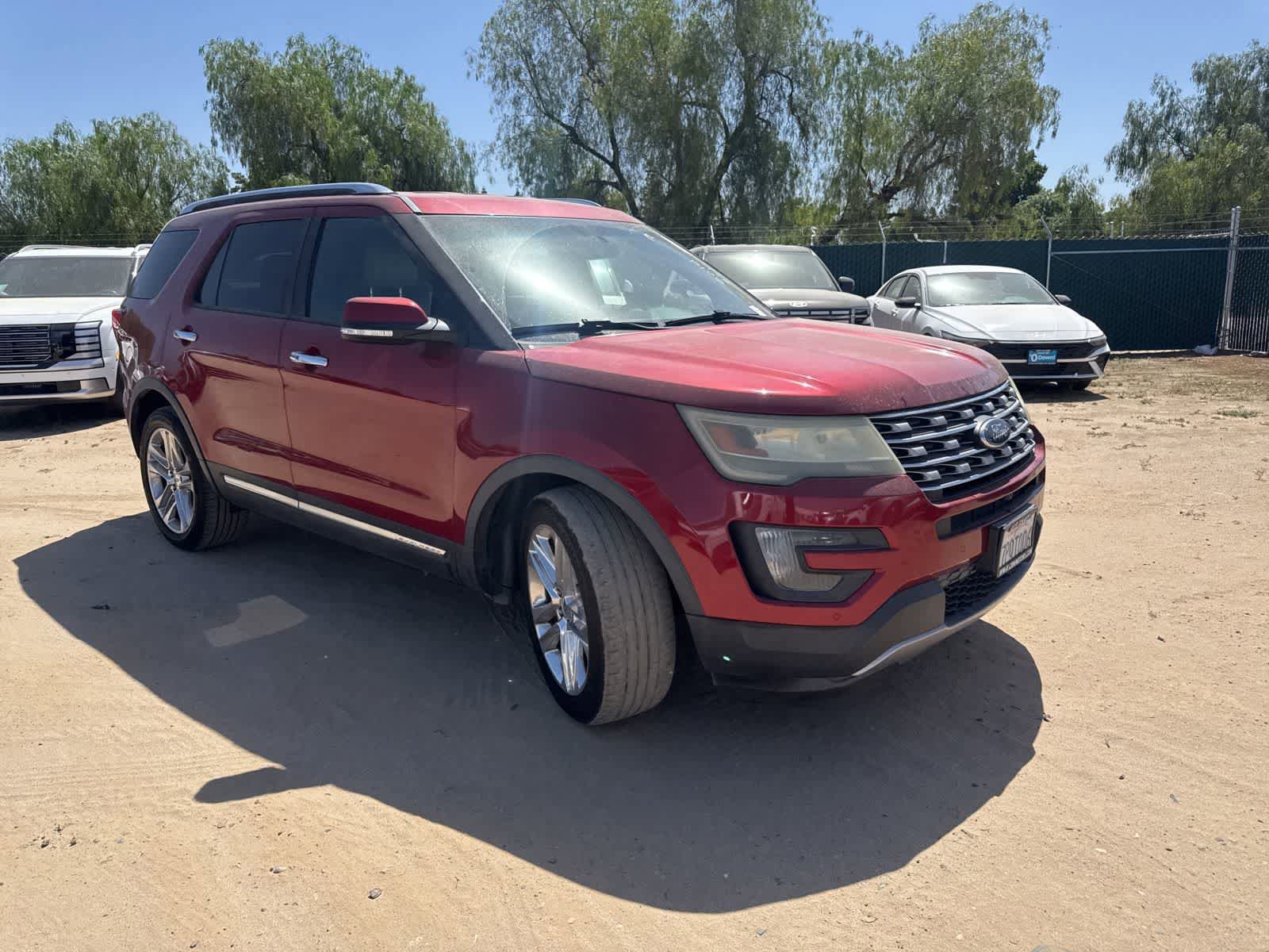 Used 2016 Ford Explorer Limited FWD video 2