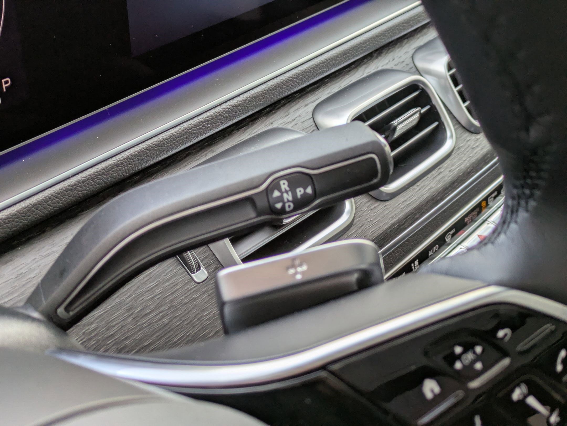 New 2026 Mercedes-Benz GLE 450 4MATIC image 13