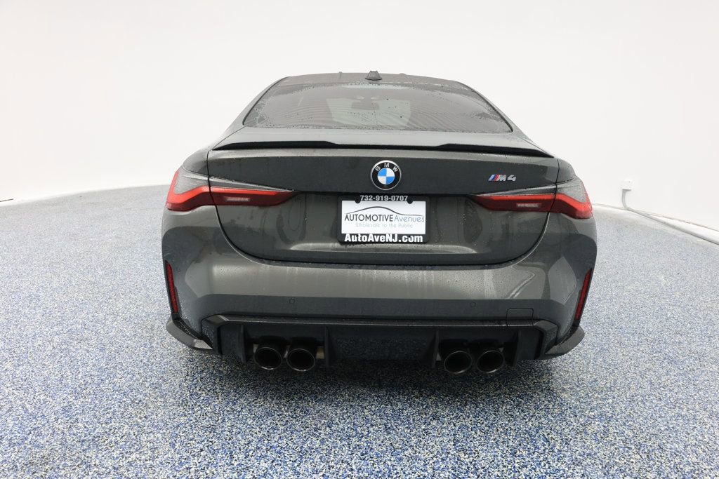 Used 2024 BMW M4 Coupe w/ M Driver's Package image 4
