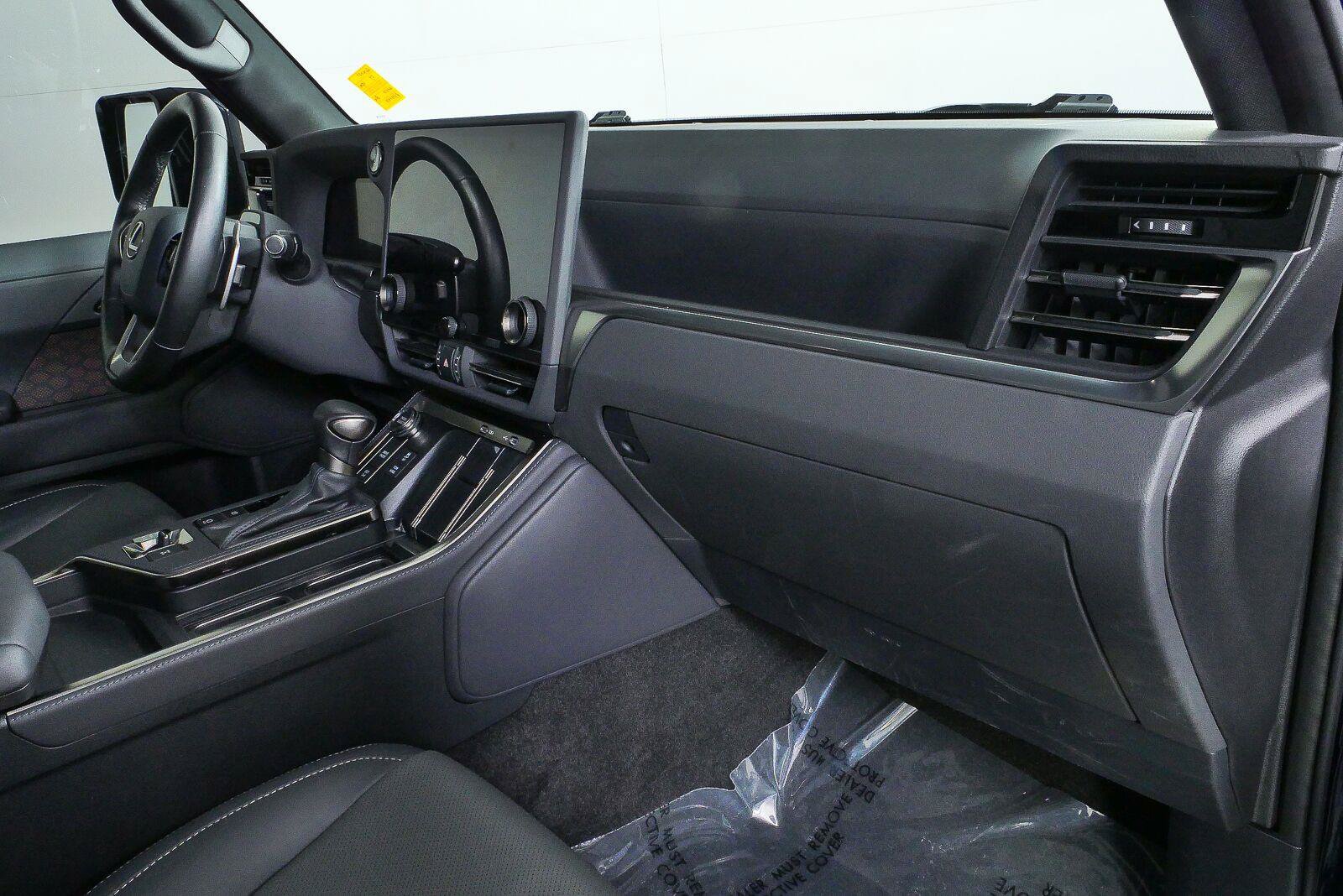 Used 2024 Lexus GX 550 w/ Accessory Package (Z1) AWD/4WD image 20
