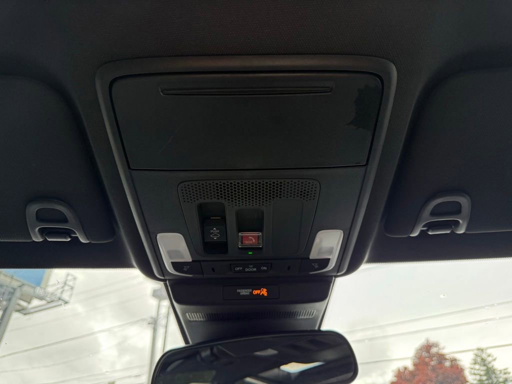 Used 2025 Honda Accord Sport image 32