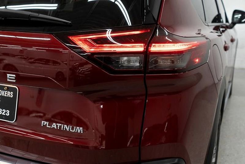 Used 2023 Nissan Rogue Platinum w/ Platinum Premium Package image 47