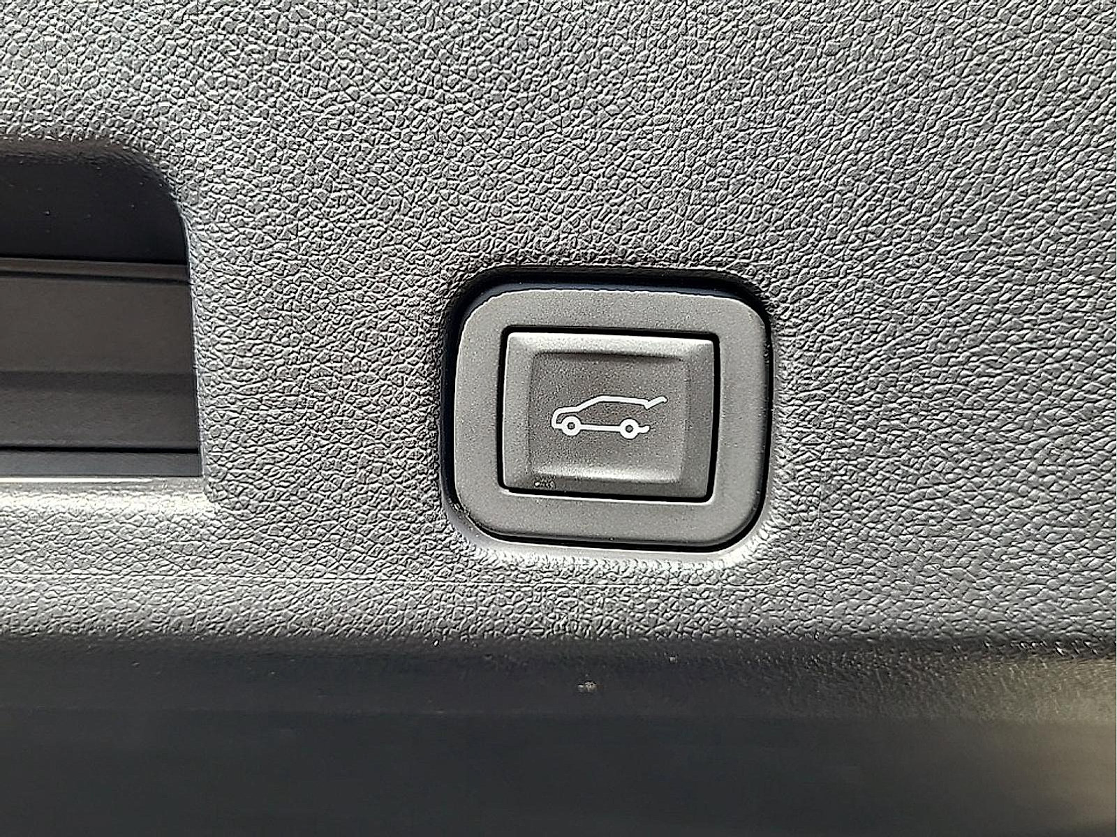 Used 2026 GMC Acadia Elevation w/ Elevation Premium Package AWD/4WD image 26